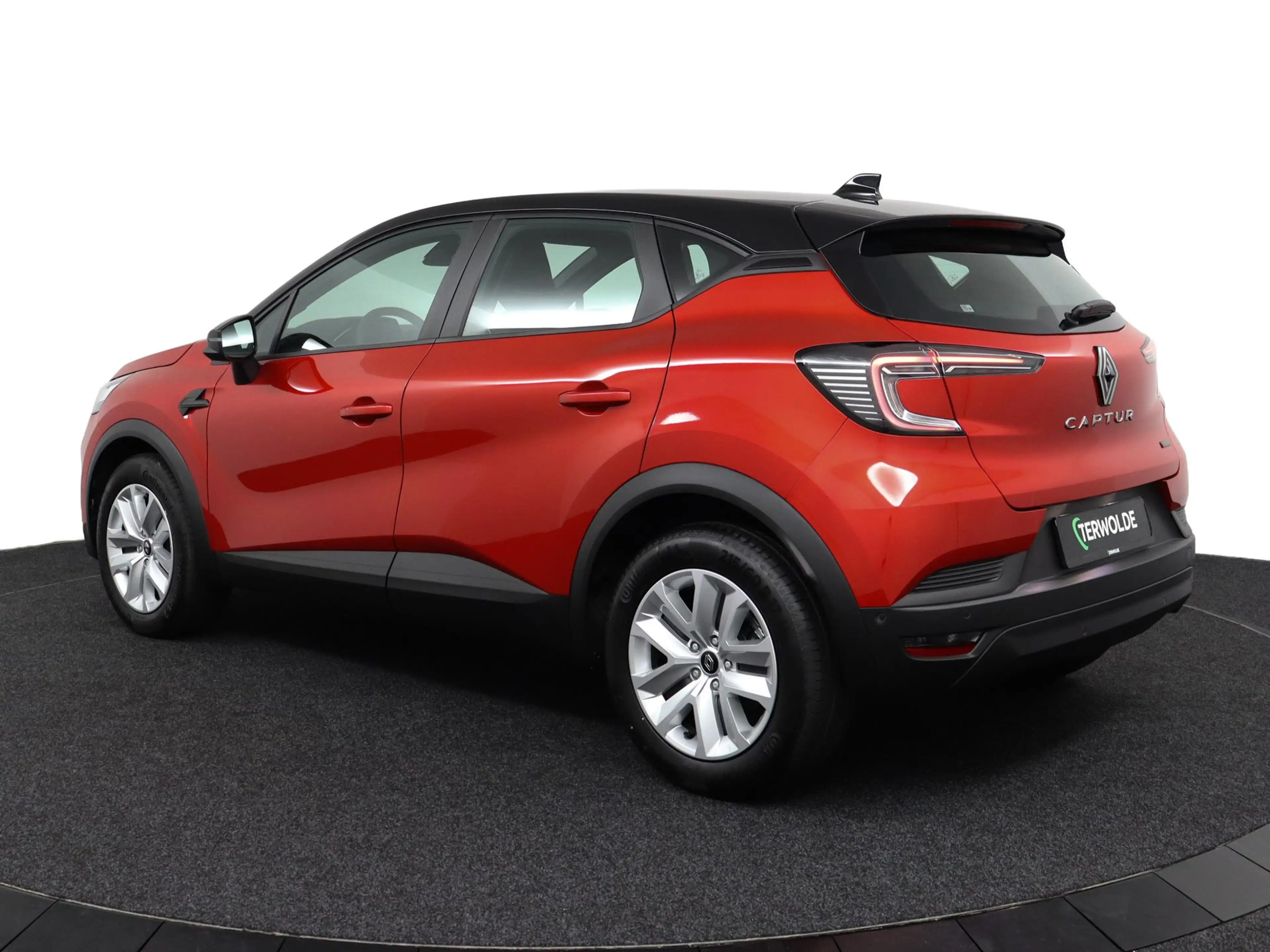 Renault Captur evolution full hybrid E-Tech 160 | pack navigation — photo 3