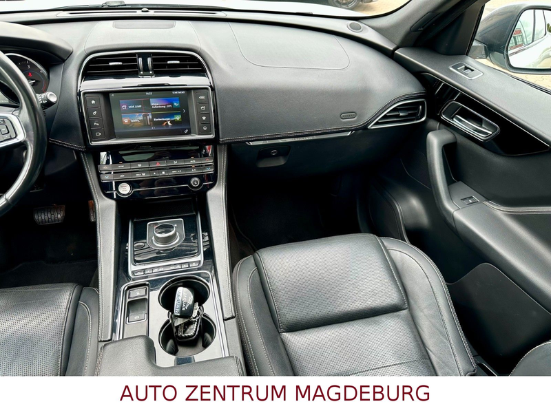 Jaguar F-Pace R-Sport AWD *NAVI*PANODACH*BI-XENON* — photo 11