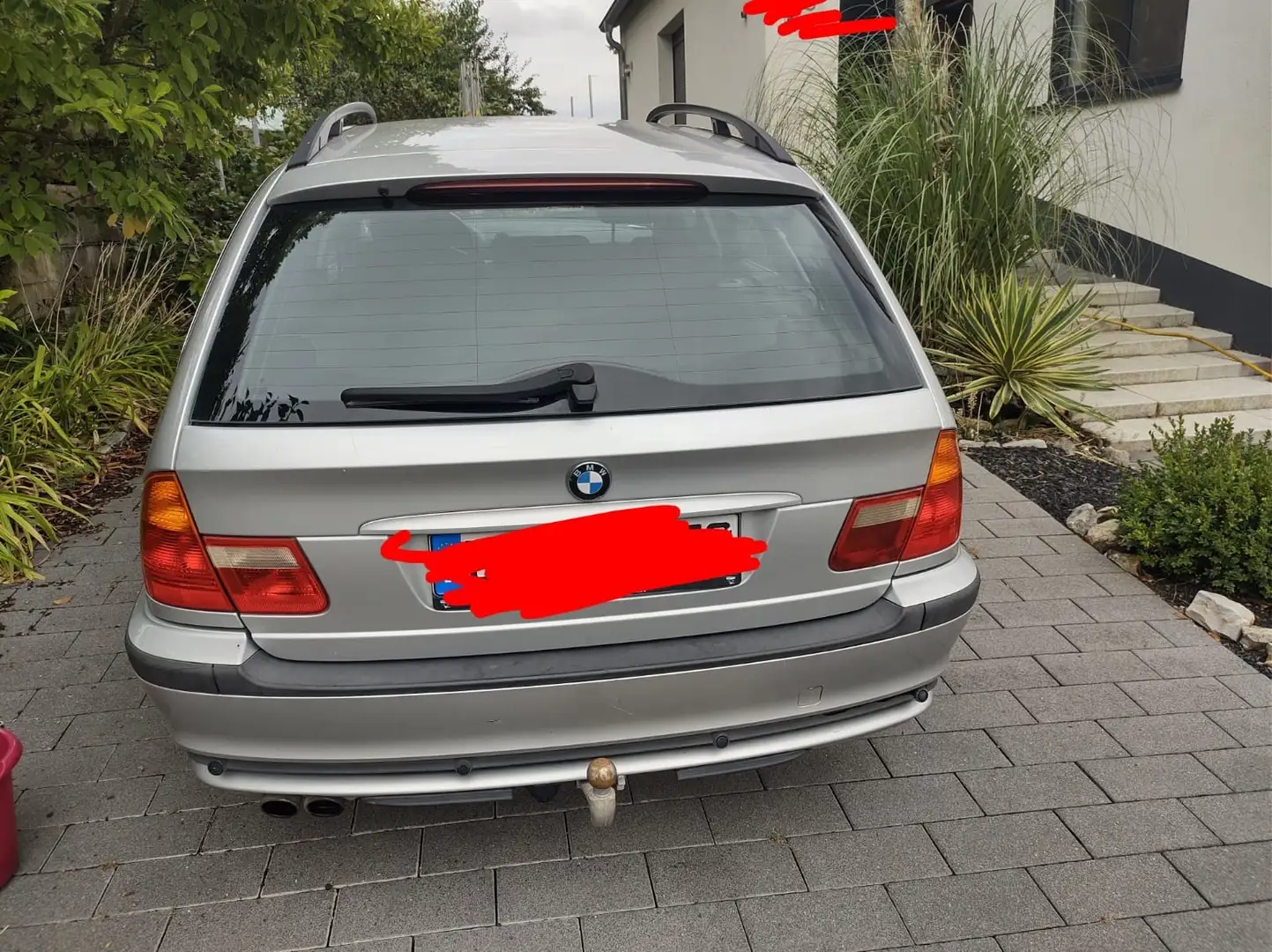 BMW 330 330i Grau - 1