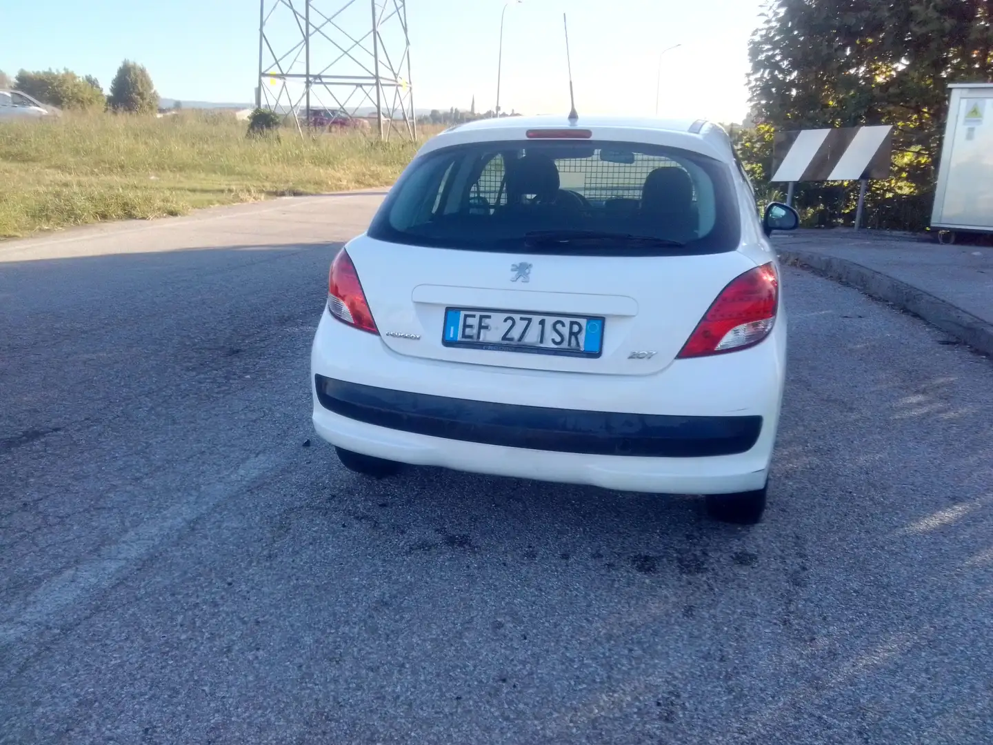 Peugeot 207 van Alb - 2
