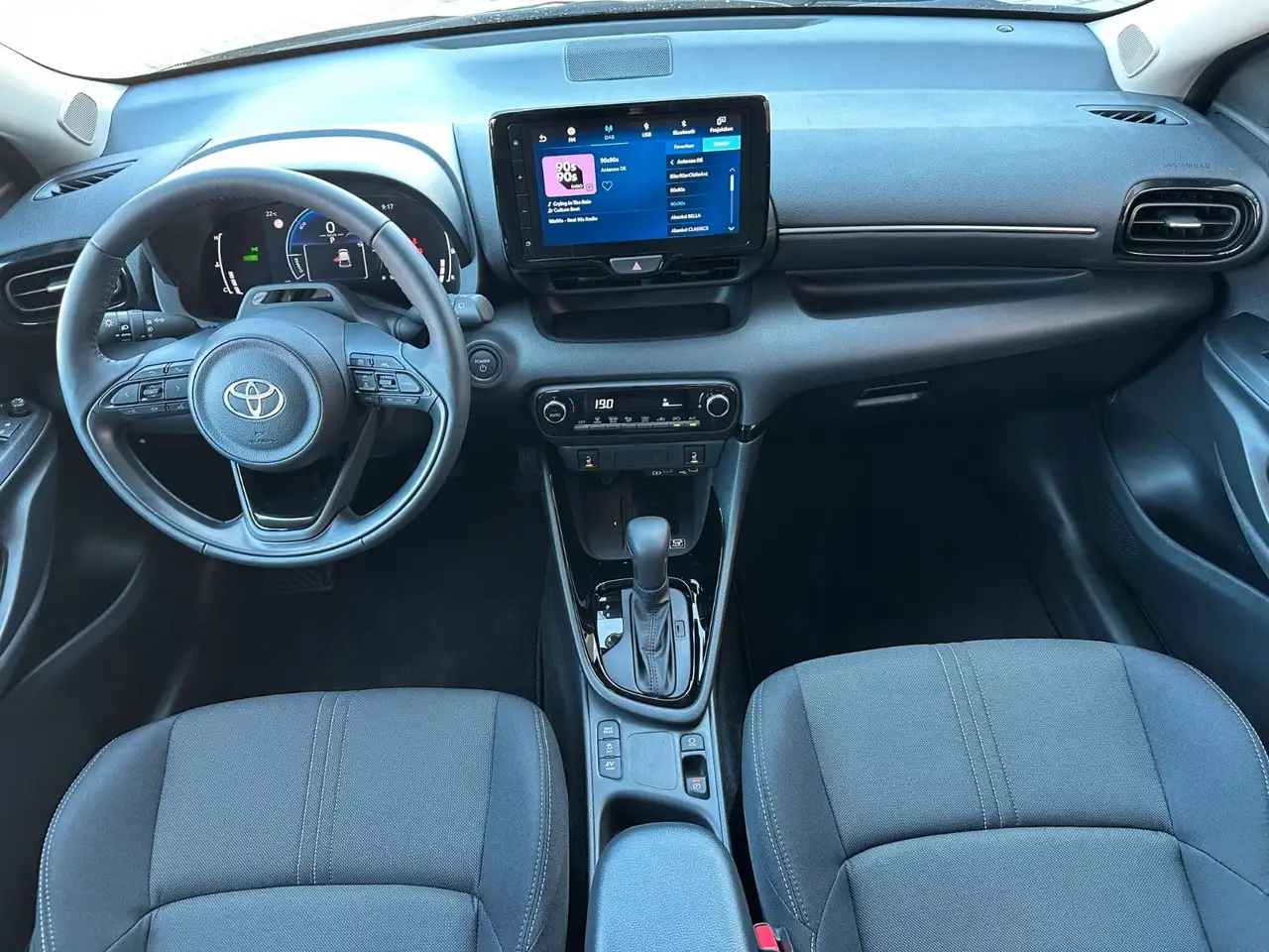 Toyota Yaris 2026 — фото 11