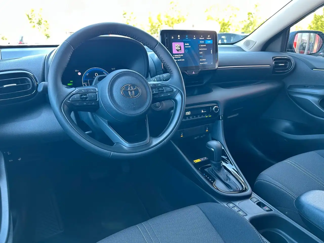 Toyota Yaris 2026 — фото 10