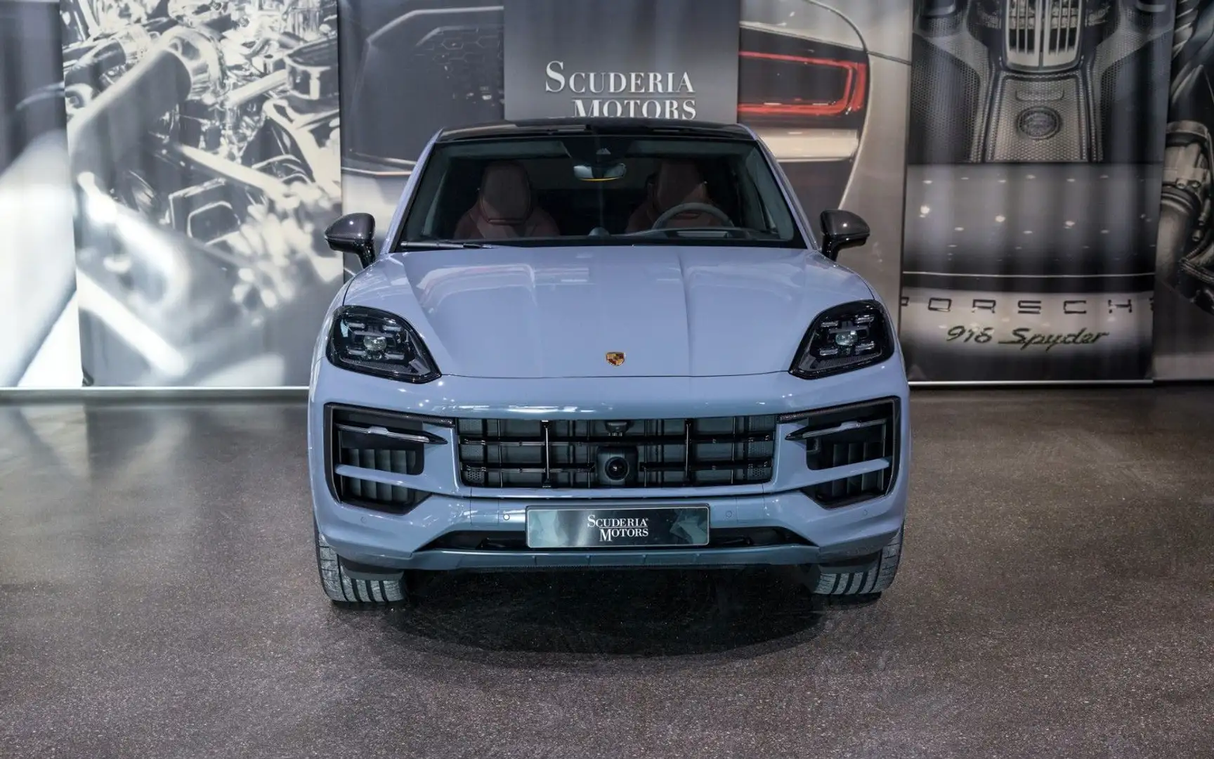 Porsche Cayenne CAYENNE E-HYBRID COUPE BLACK EDITION | NEW MY26 Grau - 2