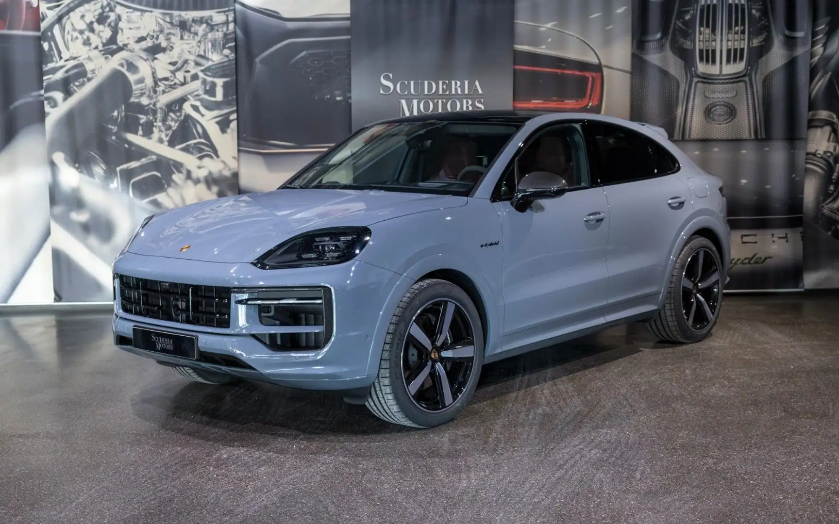 Porsche Cayenne CAYENNE E-HYBRID COUPE BLACK EDITION | NEW MY26 Grau - 1