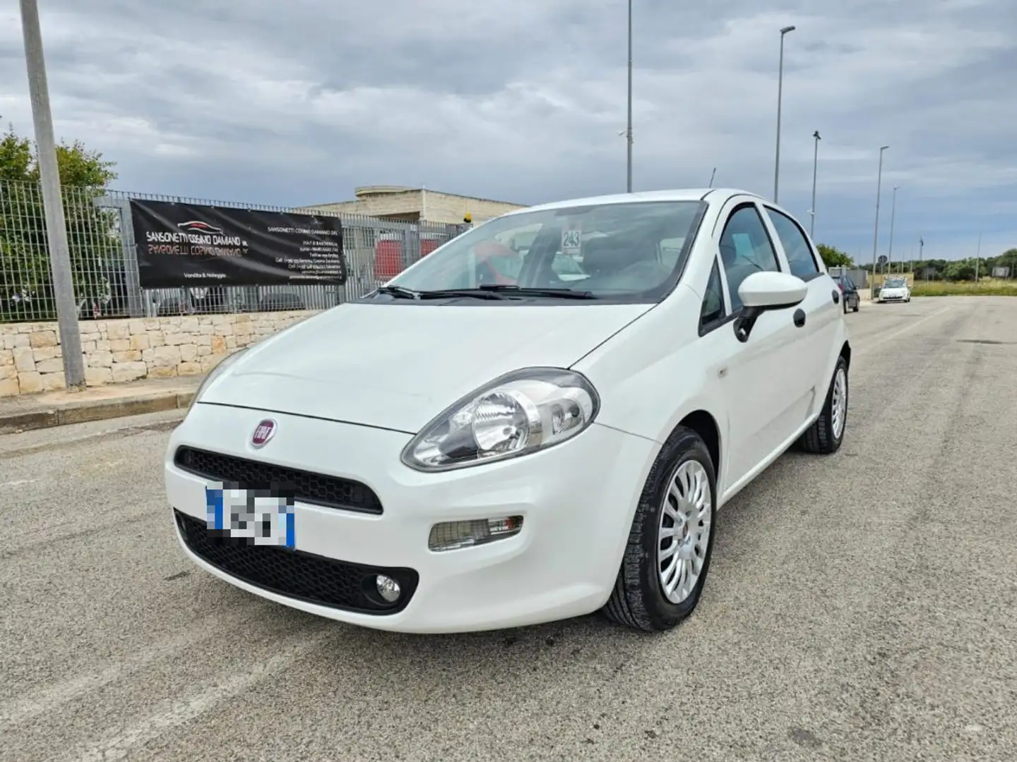 Fiat Punto 1.3 MJT 95CV 5 porte Van Easy 4 posti E6 Blanc - 1