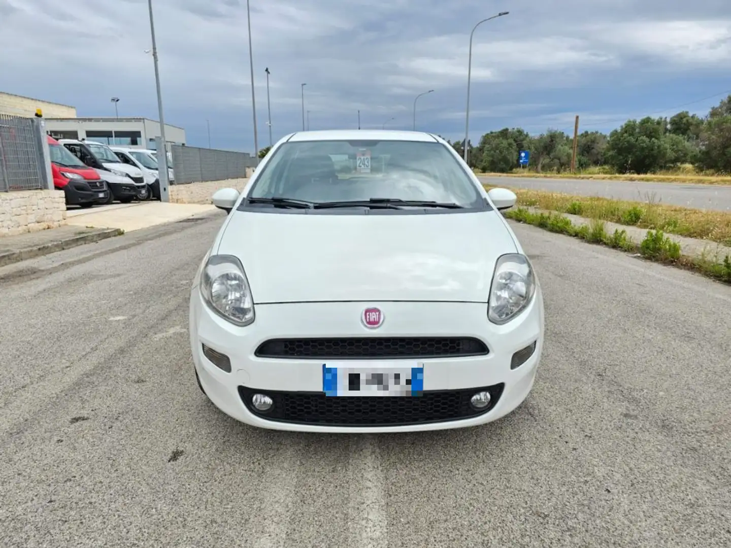 Fiat Punto 1.3 MJT 95CV 5 porte Van Easy 4 posti E6 Blanc - 2