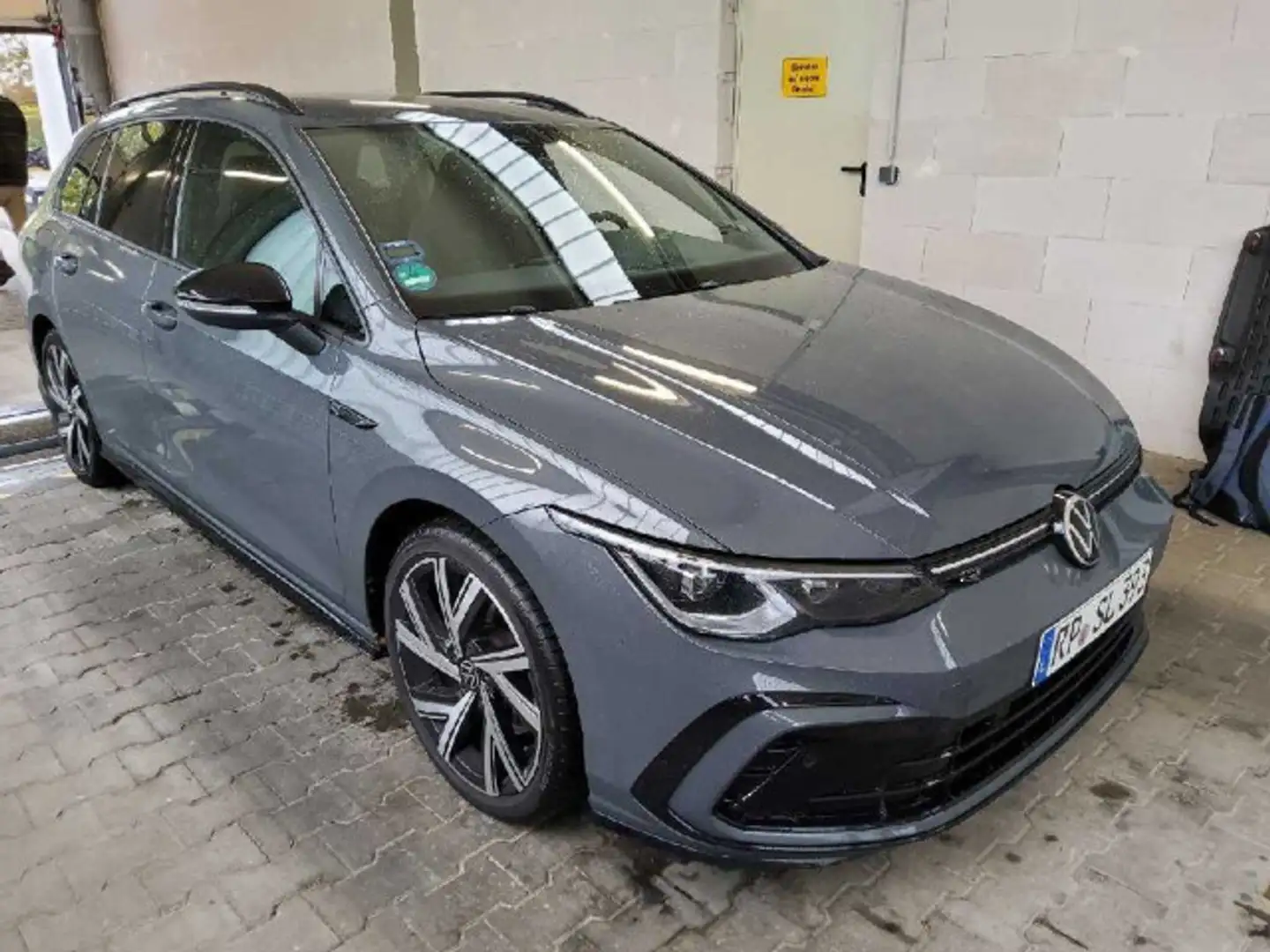 Volkswagen Golf Variant Golf VIII Variant R-Line 2.0 TSI DSG | 18" | ACC Grau - 2