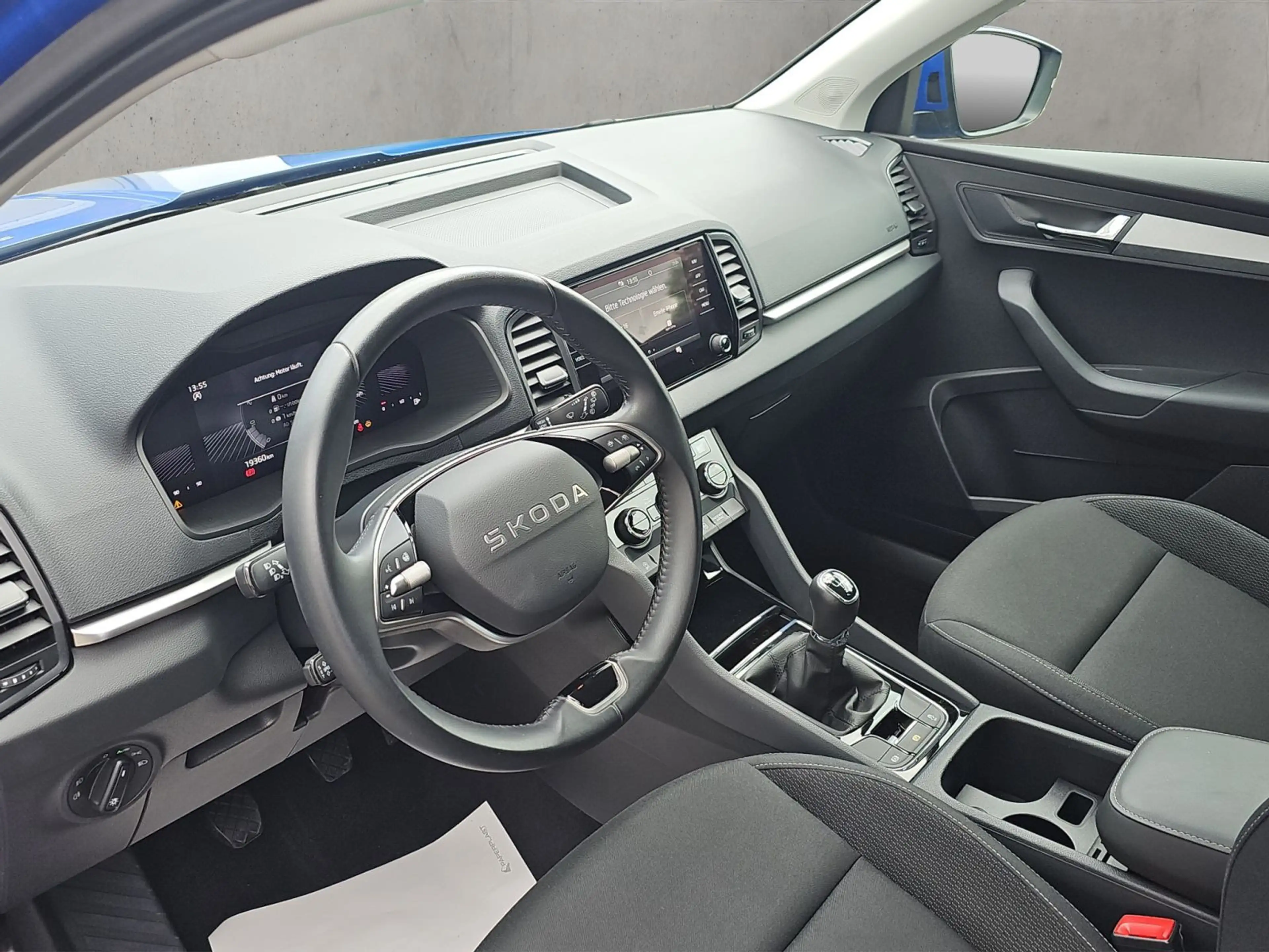 Skoda Karoq Selection 1,5 TSI 110 kW 6-Gang-Schaltgetr — photo 9