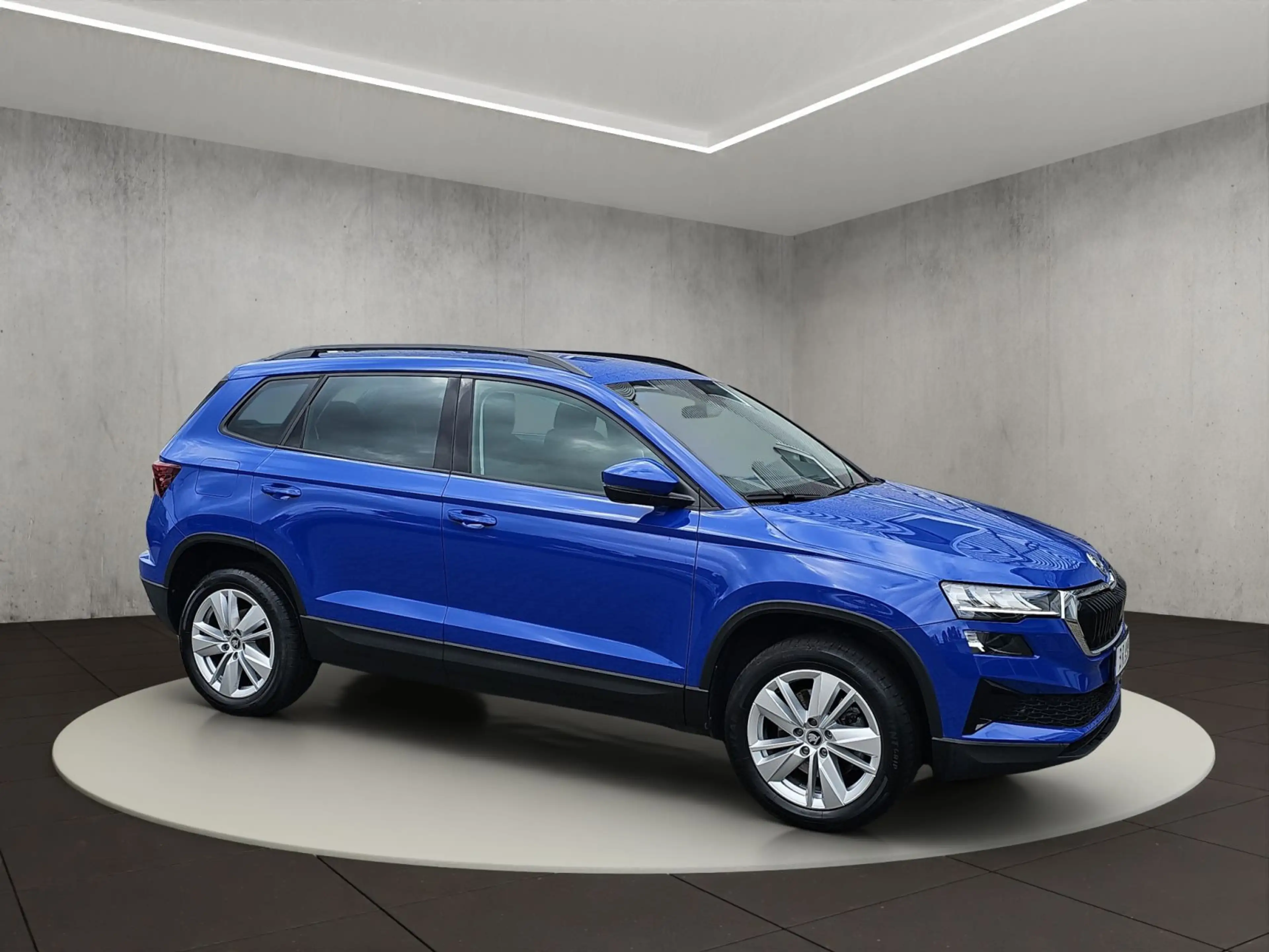 Skoda Karoq Selection 1,5 TSI 110 kW 6-Gang-Schaltgetr — photo 7