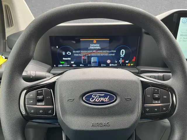 Ford Transit Custom view 10
