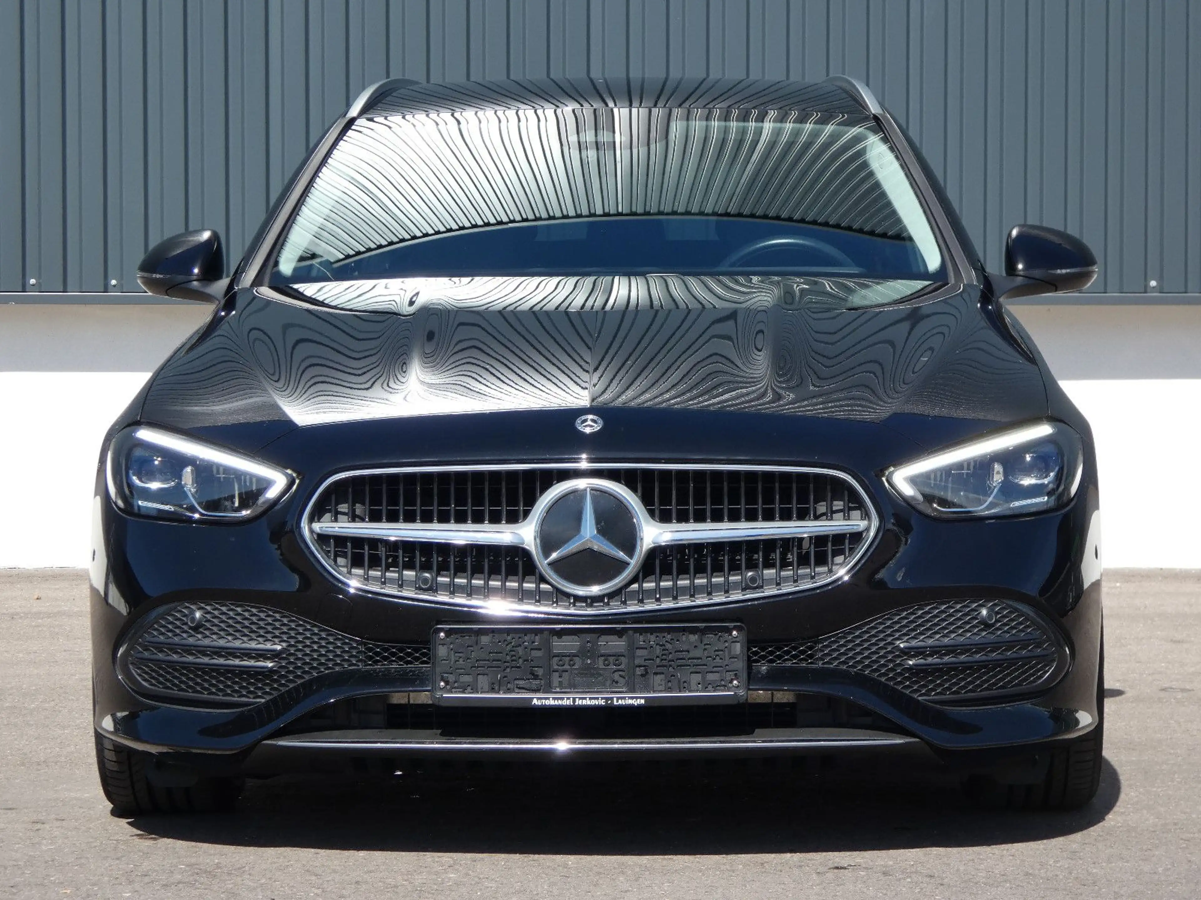 Mercedes-Benz C 200 d T Avantgarde Distronic LED Navi 1-Hand — photo 25