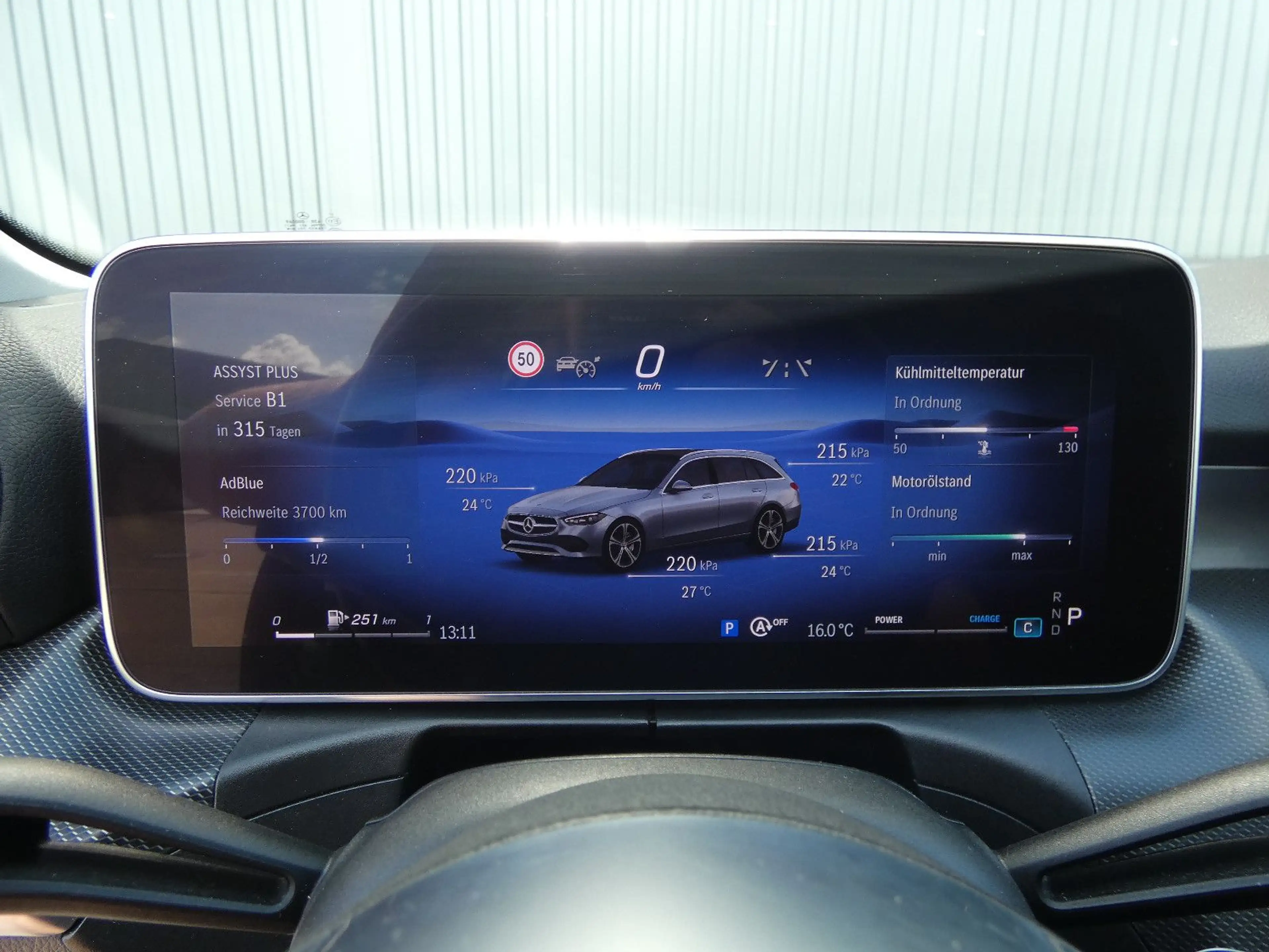 Mercedes-Benz C 200 d T Avantgarde Distronic LED Navi 1-Hand — photo 18