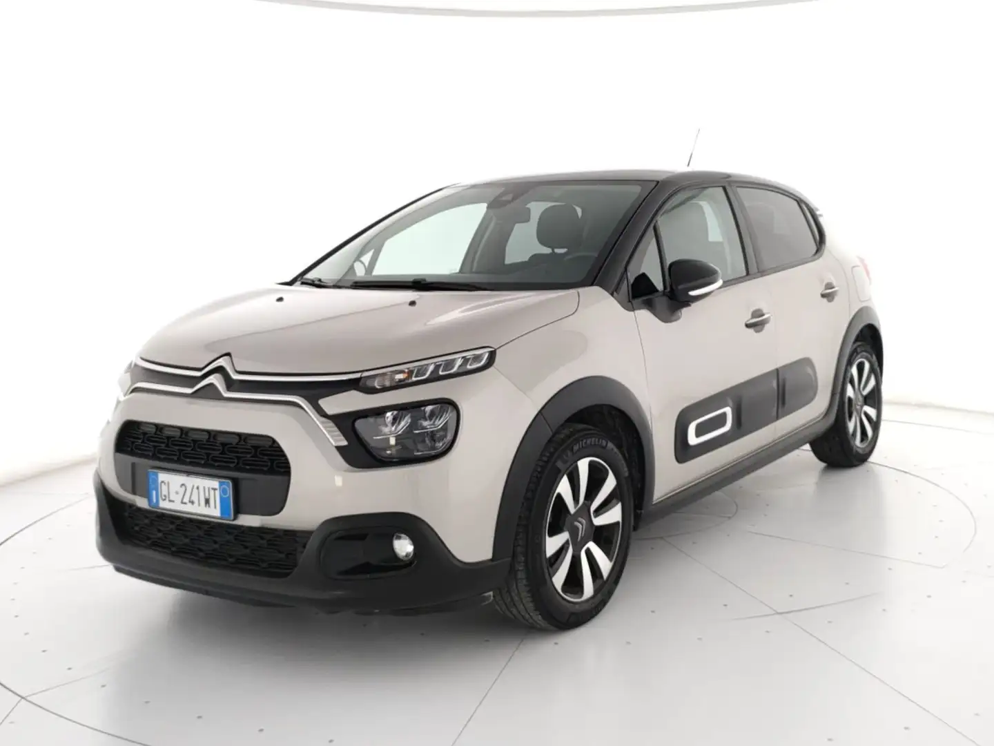Citroen C3 1.2 puretech C-Series s&s 83cv Stříbrná - 1