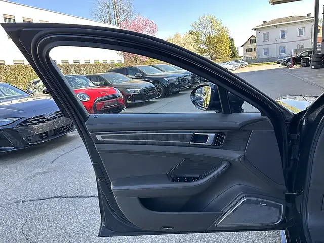 Porsche Panamera Turbo S E-Hybrid Aut. / APPROVED / Nachtsicht /... Ansicht 35