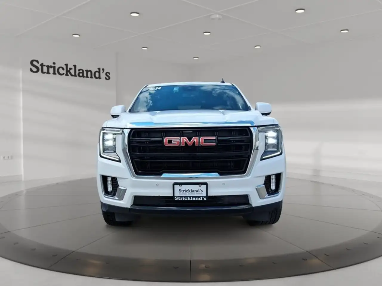 GMC Yukon photo GMC Yukon