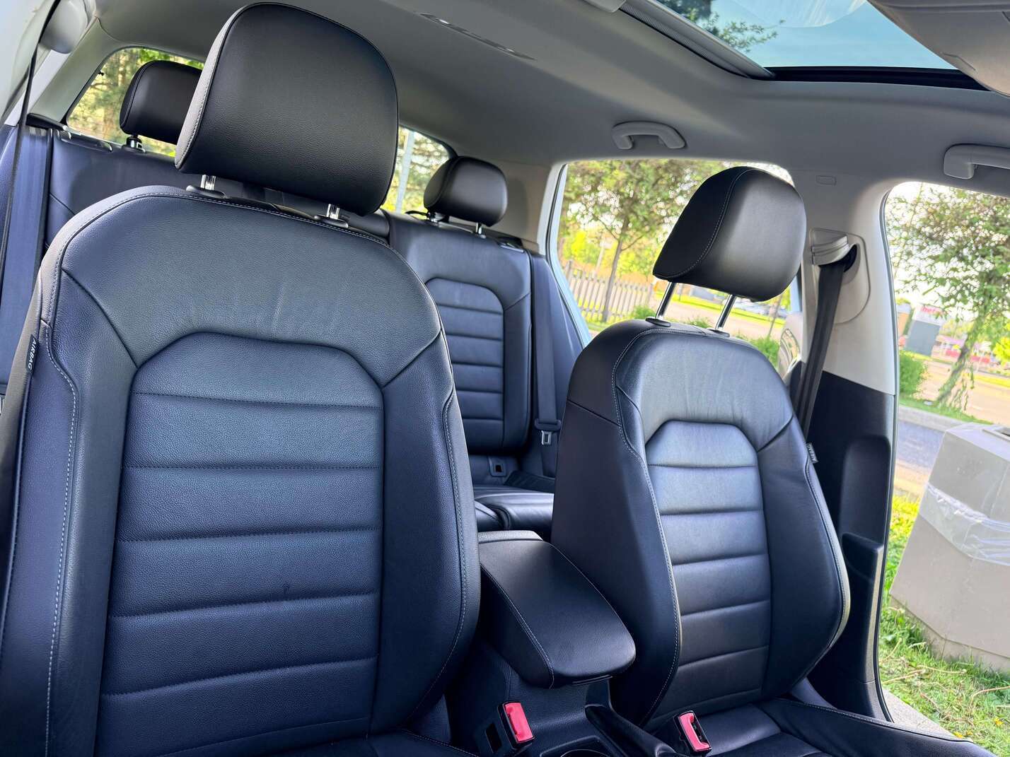 2017 Volkswagen Golf Highline thumb 12