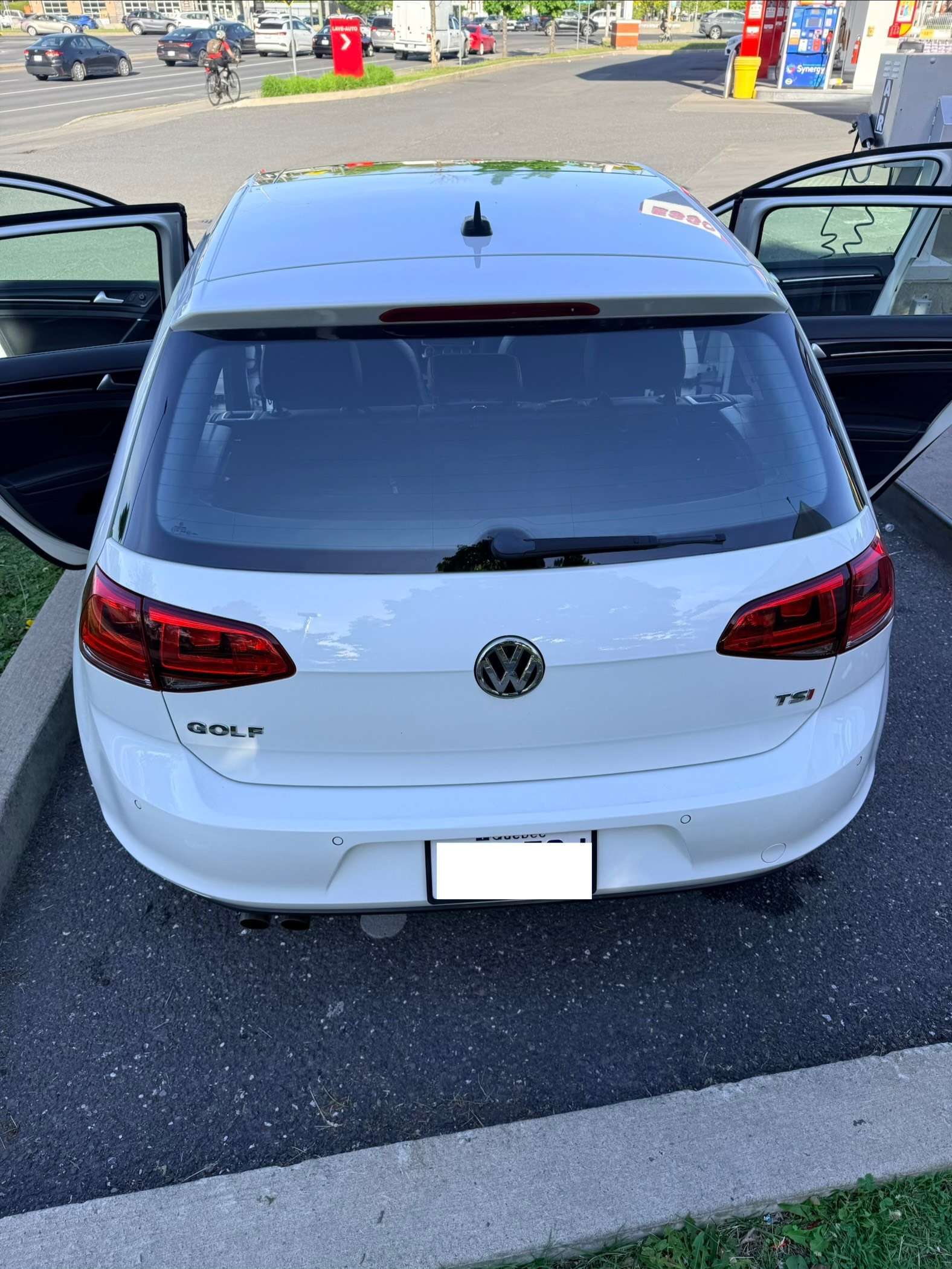 2017 Volkswagen Golf Highline thumb 19