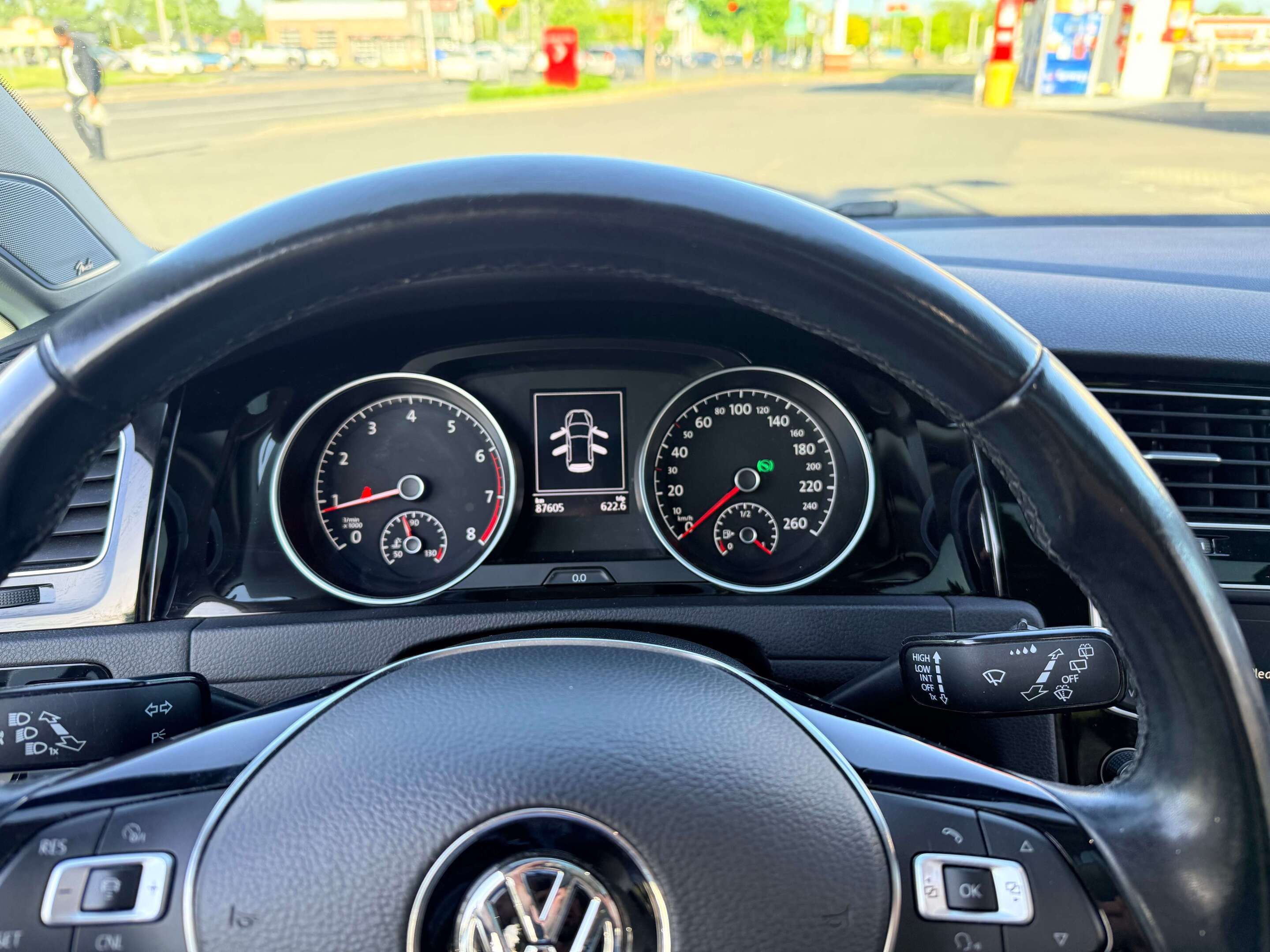 2017 Volkswagen Golf Highline thumb 15