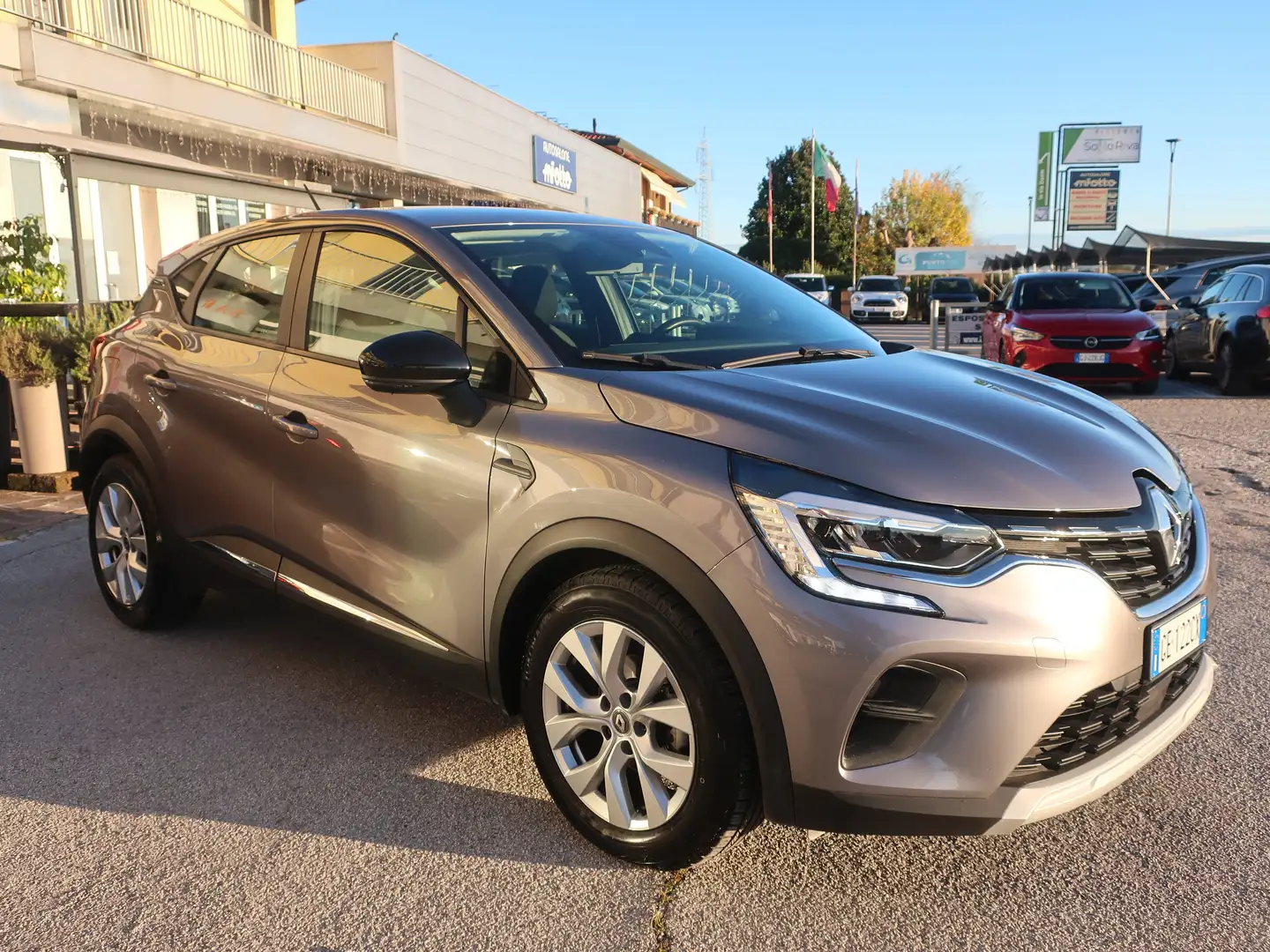 Renault Captur Captur II 2019 1.5 blue dci Business 115cv edc Grigio - 1