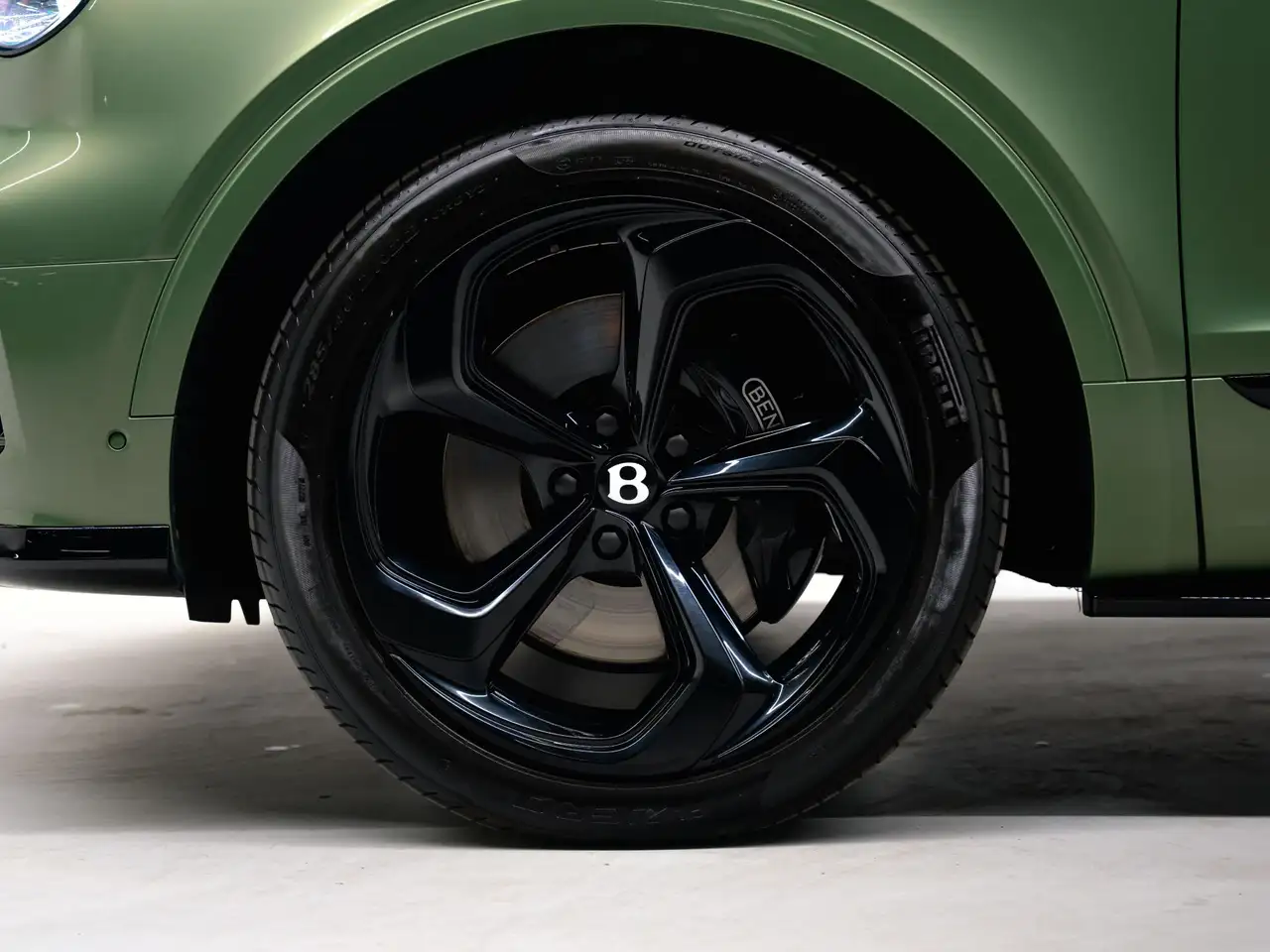 Bentley Bentayga 2024