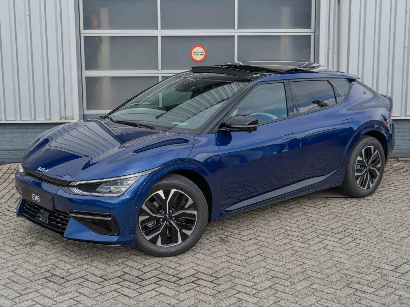 Kia EV6 GT-Line 77.4 kWh Direct leverbaar | Navi | Adapt. Blauw - 2