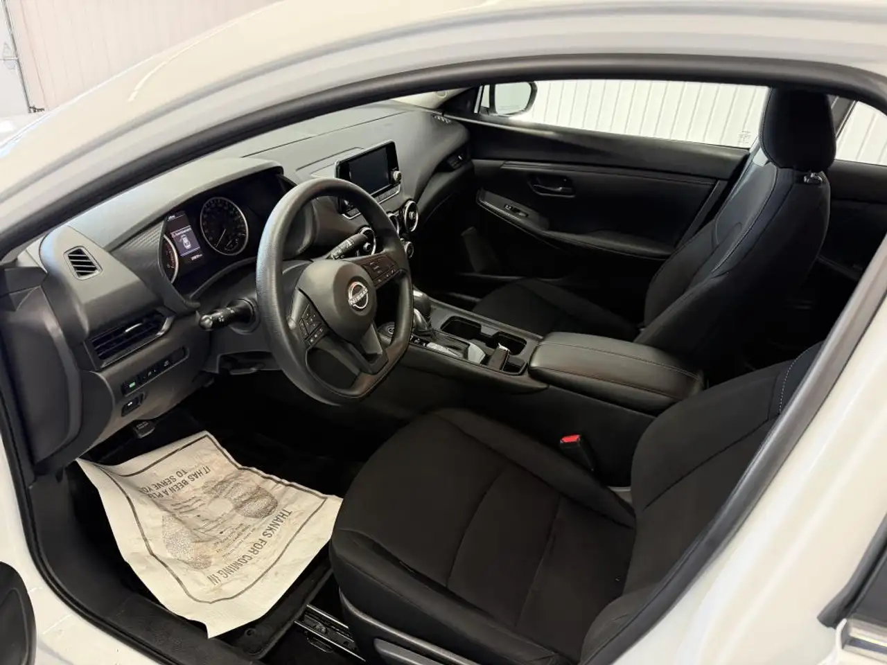 Nissan Sentra снимка Nissan Sentra
