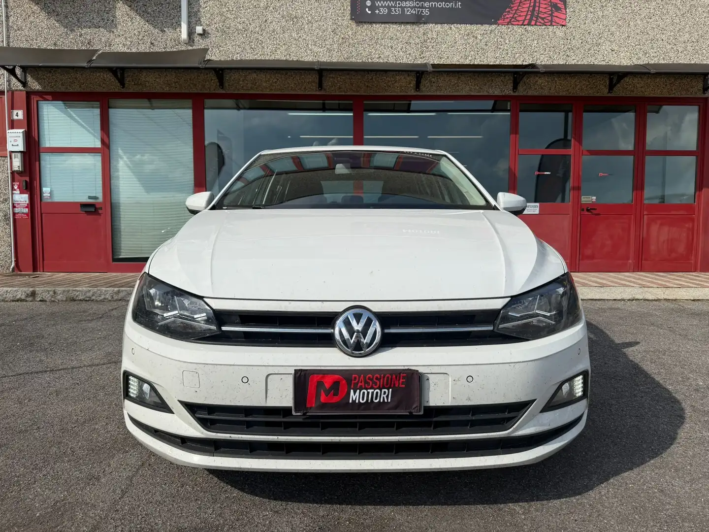 Volkswagen Polo Polo VI 2017 5p 1.0 mpi Comfortline 75cv Bianco - 2