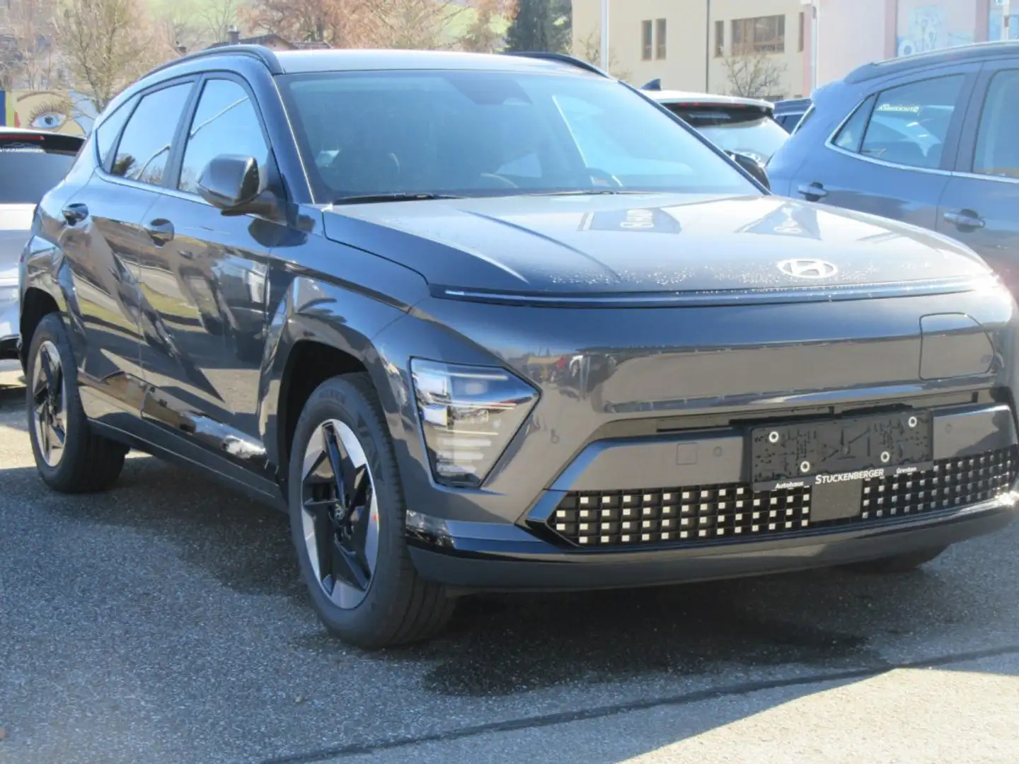Hyundai KONA EV (SX2) GO 64,8 kWh k6eg2-OO4/O5 Grau - 2
