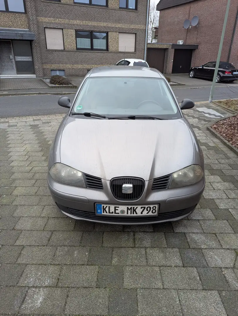 SEAT Ibiza Reference Gris - 1