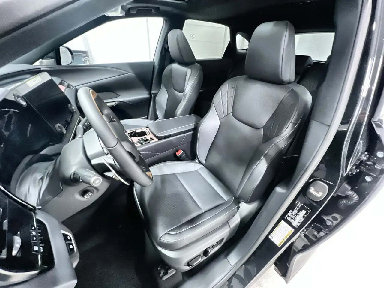 Lexus RX снимка Lexus RX