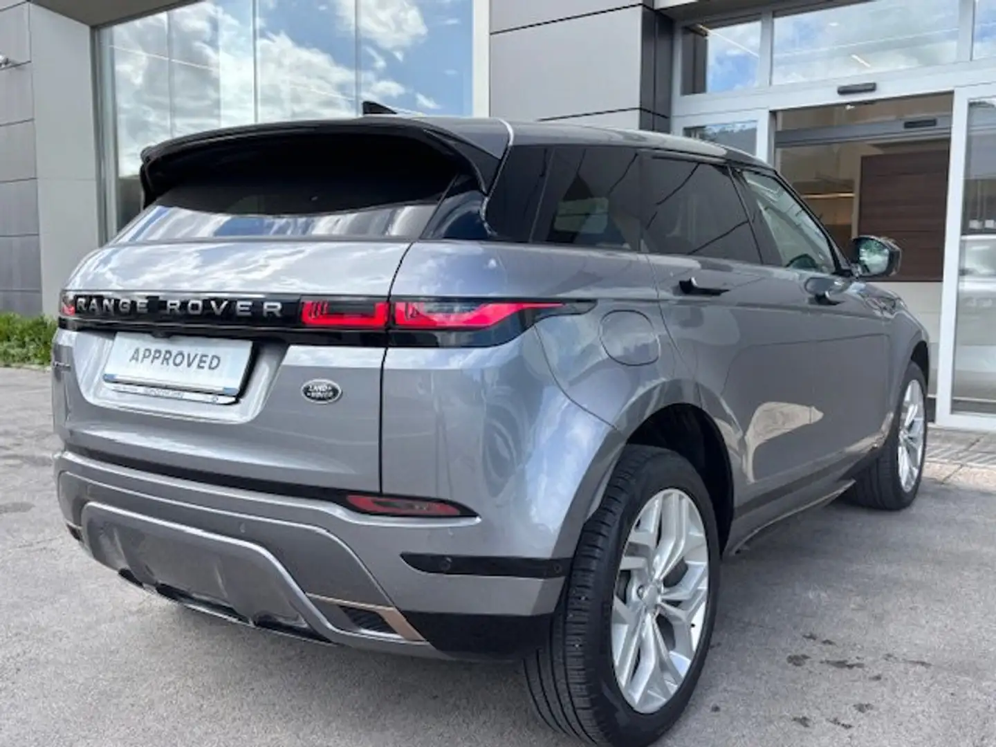 Land Rover Range Rover Evoque EVOQUE 2.0d i4 mhev R-Dynamic SE awd 163cv auto Grigio - 2