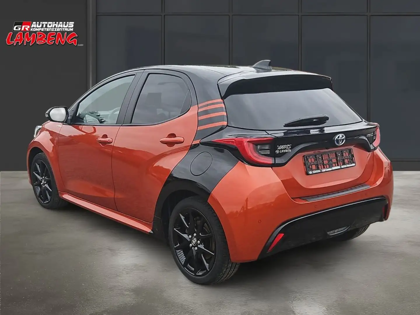 Toyota Yaris Hybrid 1.5 VVT-i Style Orange - 2