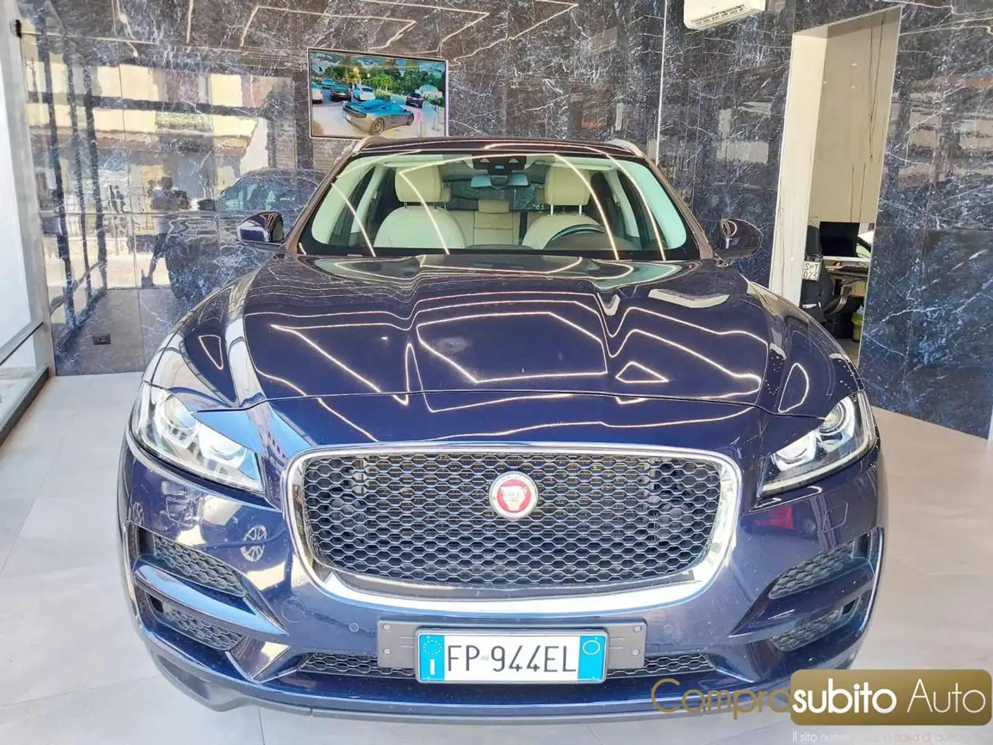 Jaguar F-Pace 2.0 D 180 CV aut. Prestige Blu/Azzurro - 1