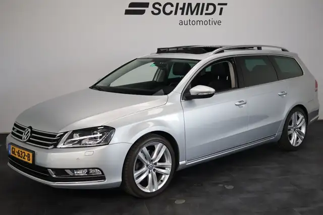 Volkswagen Passat Variant 1.8 TSI Highline | Trekhaak | Panoramadak | Bi-Xen