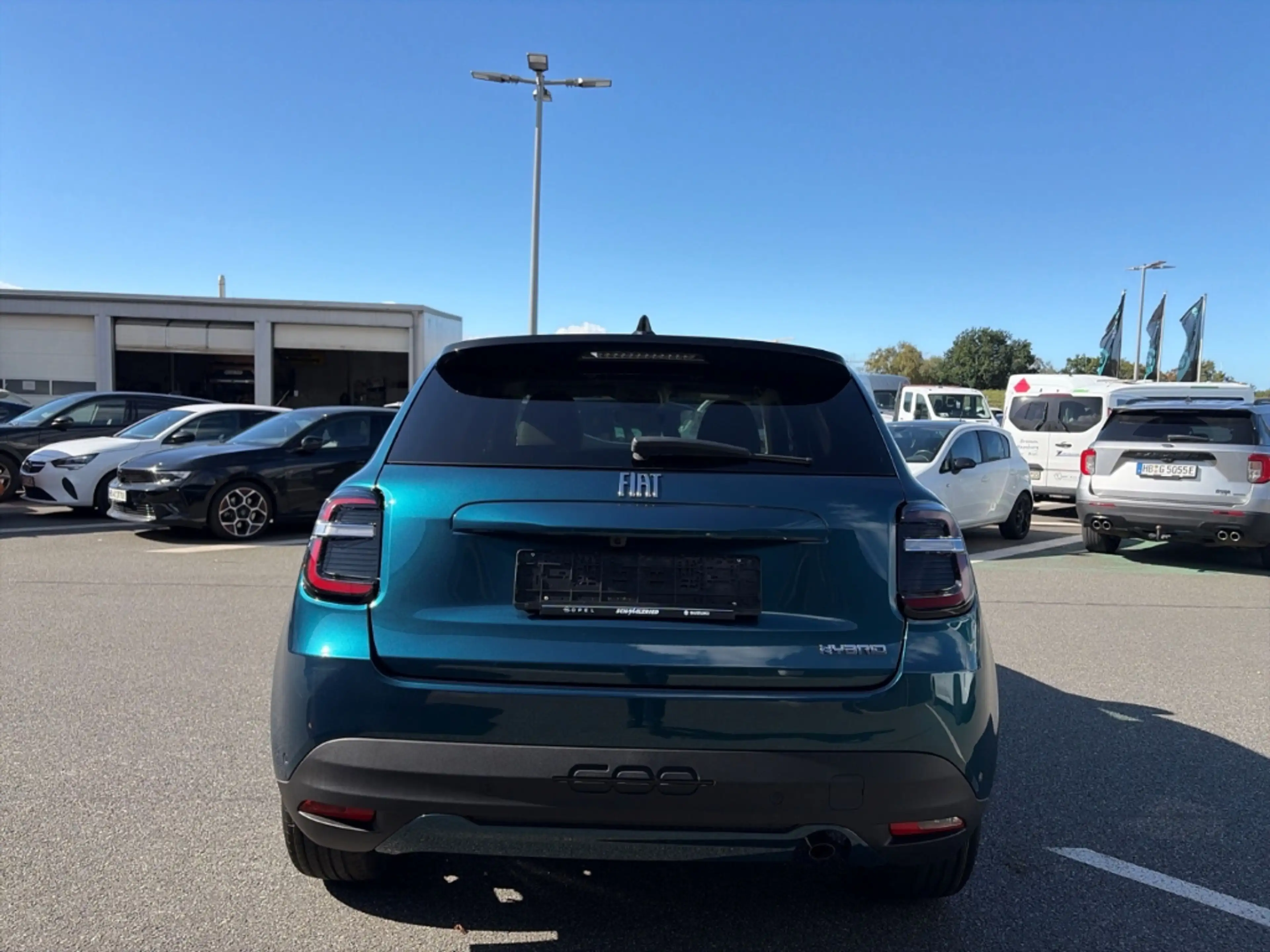 Fiat 600 Hybrid La Prima Navi Soundsystem 360 Kamera Massag — photo 4