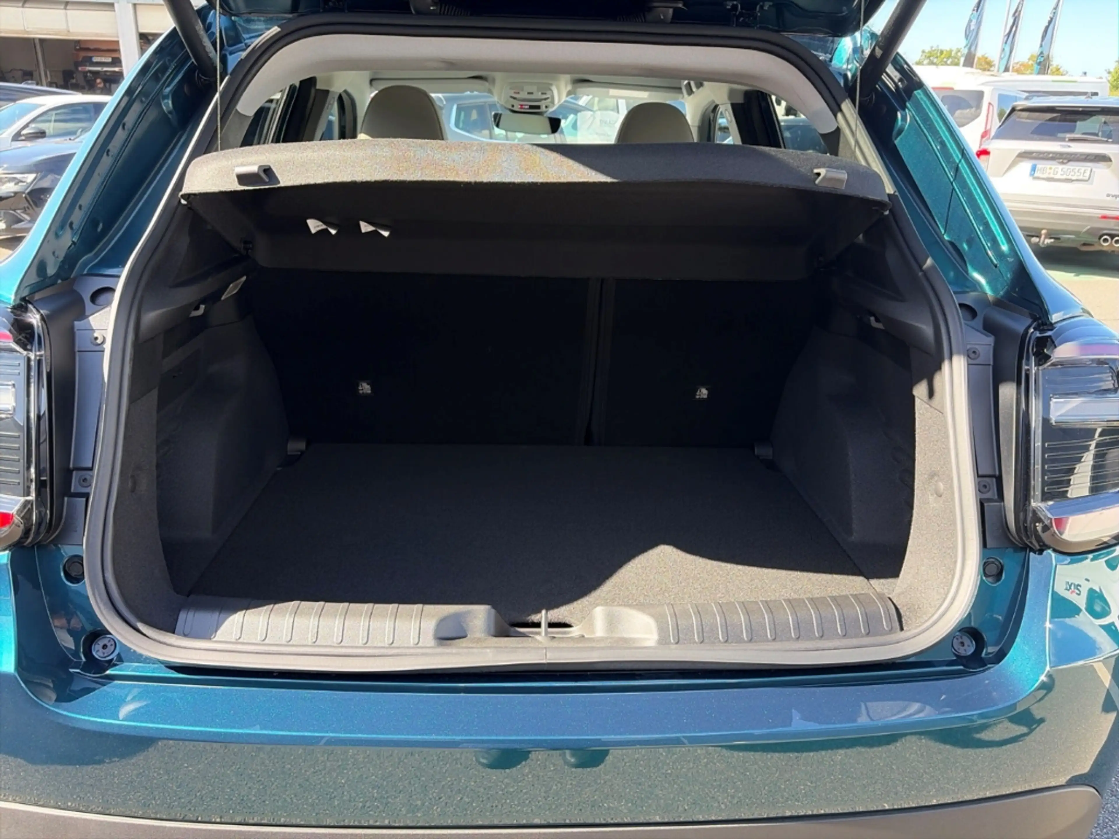 Fiat 600 Hybrid La Prima Navi Soundsystem 360 Kamera Massag — photo 8