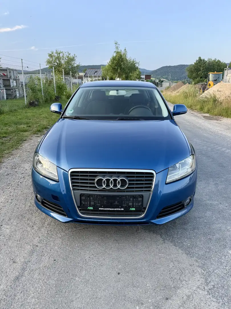 Audi A3 1.6 TDI Sportback DPF Attraction Blau - 1
