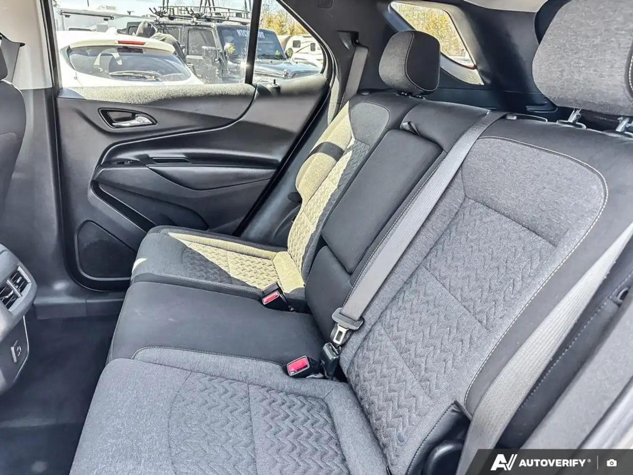 Chevrolet Equinox снимка Chevrolet Equinox