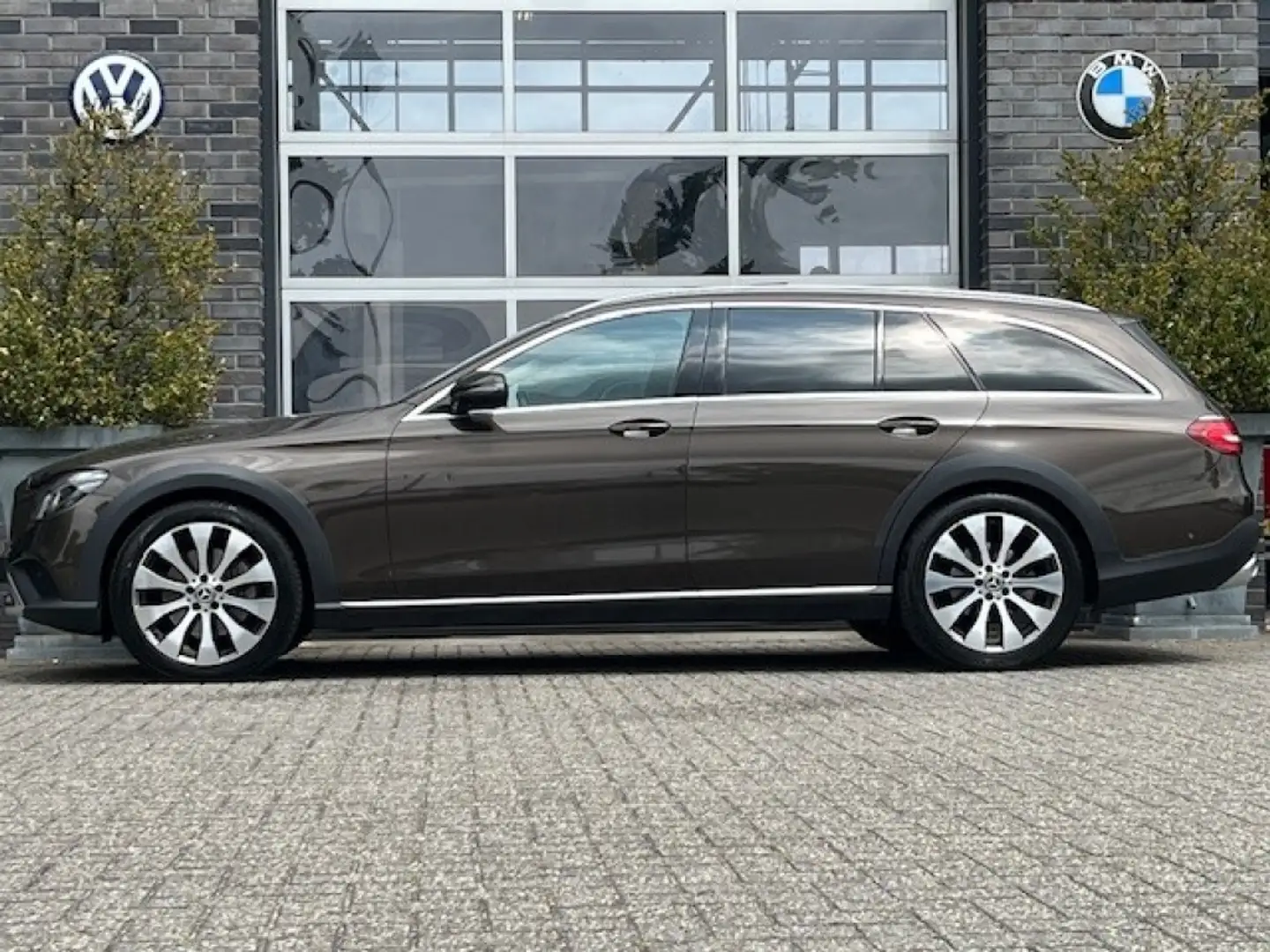 Mercedes-Benz E 220 ALL-TERRAIN 220 D 4M. - WIDESCREEN - PANO - LUCHTV Bruin - 2