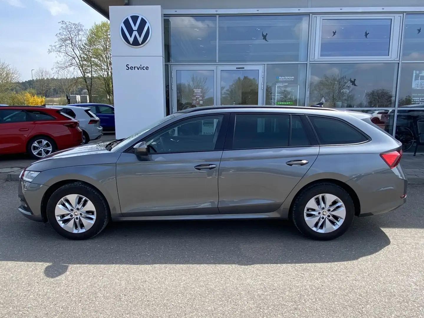 Skoda Octavia Combi 2.0 TDI NAVI-COLUMBUS+AHK+LED+SMAR Grau - 2