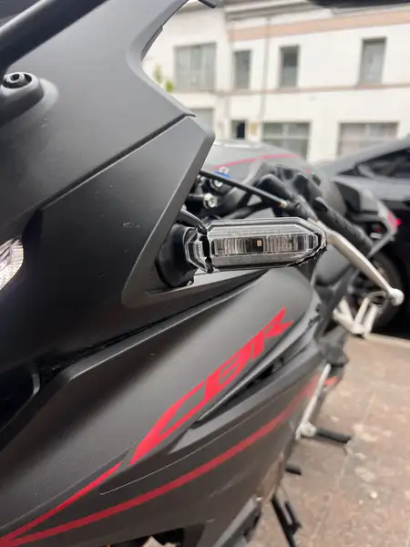 Honda CBR 500 R - foto 6