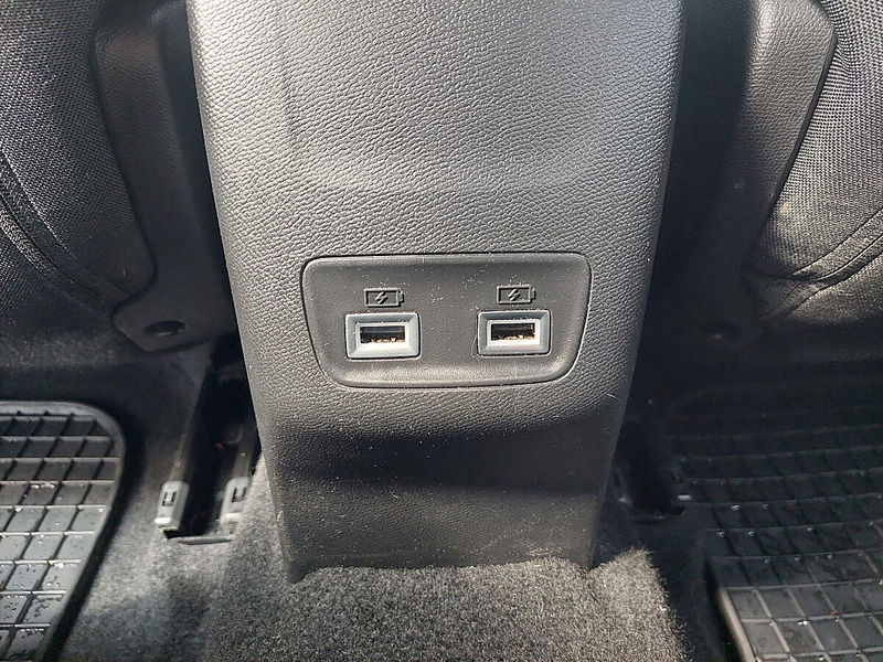 Peugeot 2008 PureTech 130 S&S Allure Pack EAT8 — photo 10