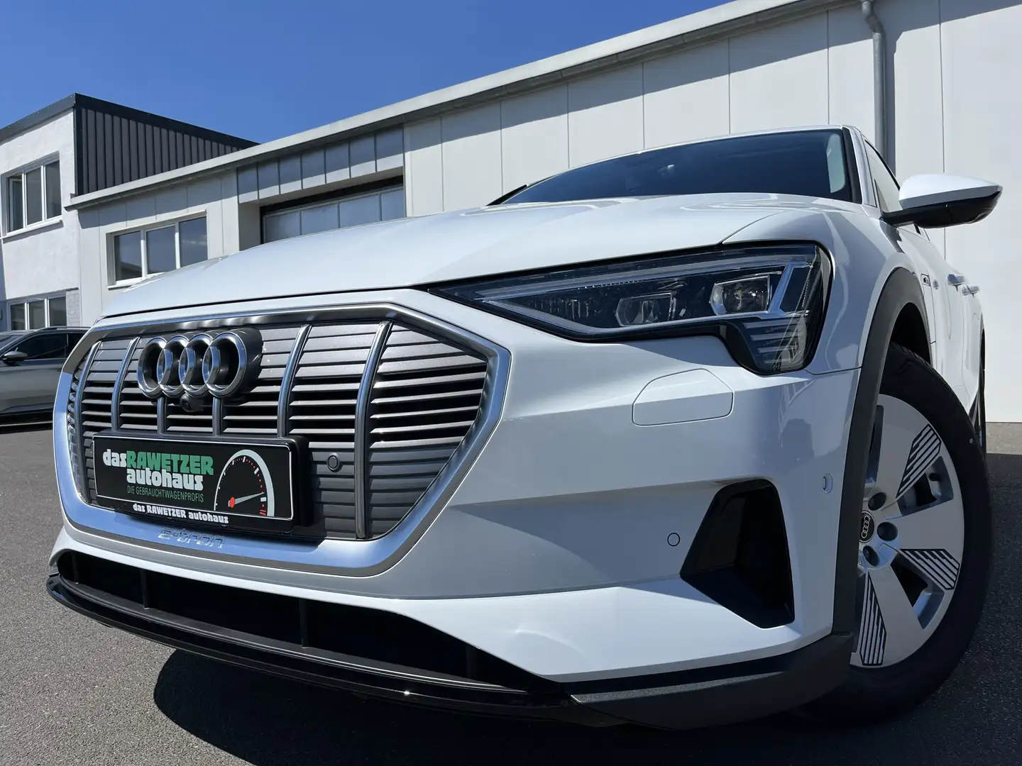 Audi e-tron 50 quattro 71 kWh CCS 152€ m. 20% Anzahlung Virt Білий - 1