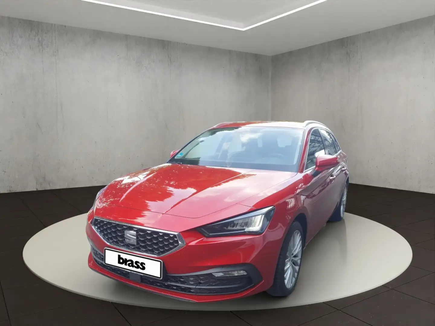 SEAT Leon Sportstourer 2.0 TDI Xcellence Allwetterrei Rouge - 1