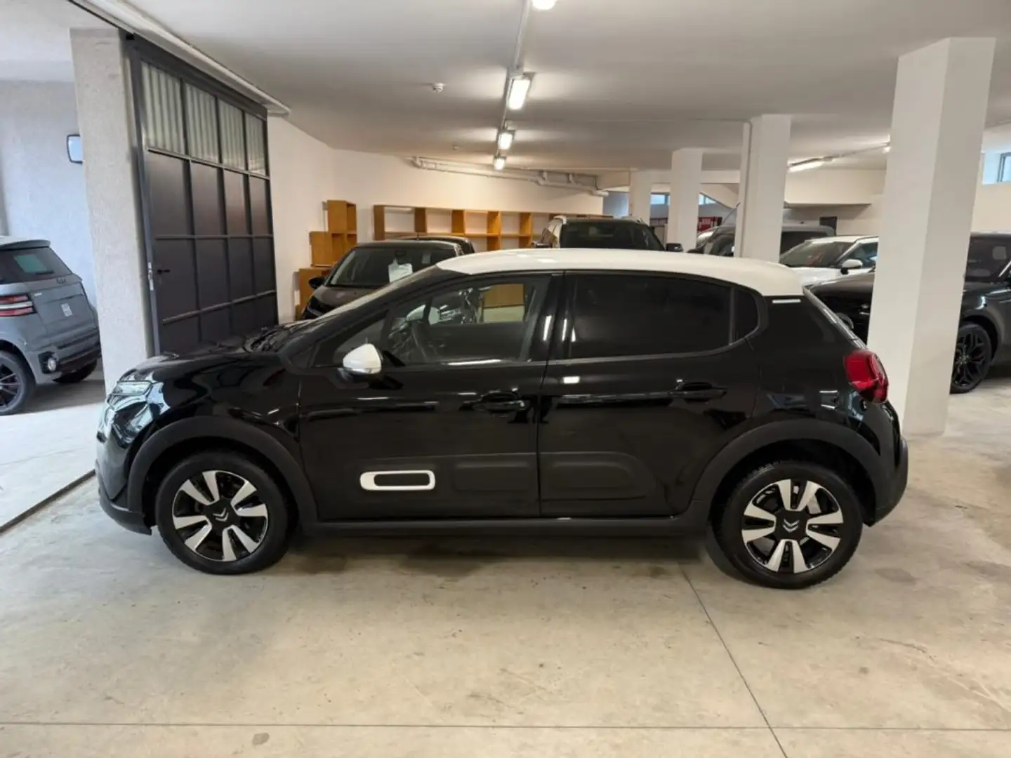 Citroen C3 PureTech 83 S&S Shine Bianco - 2