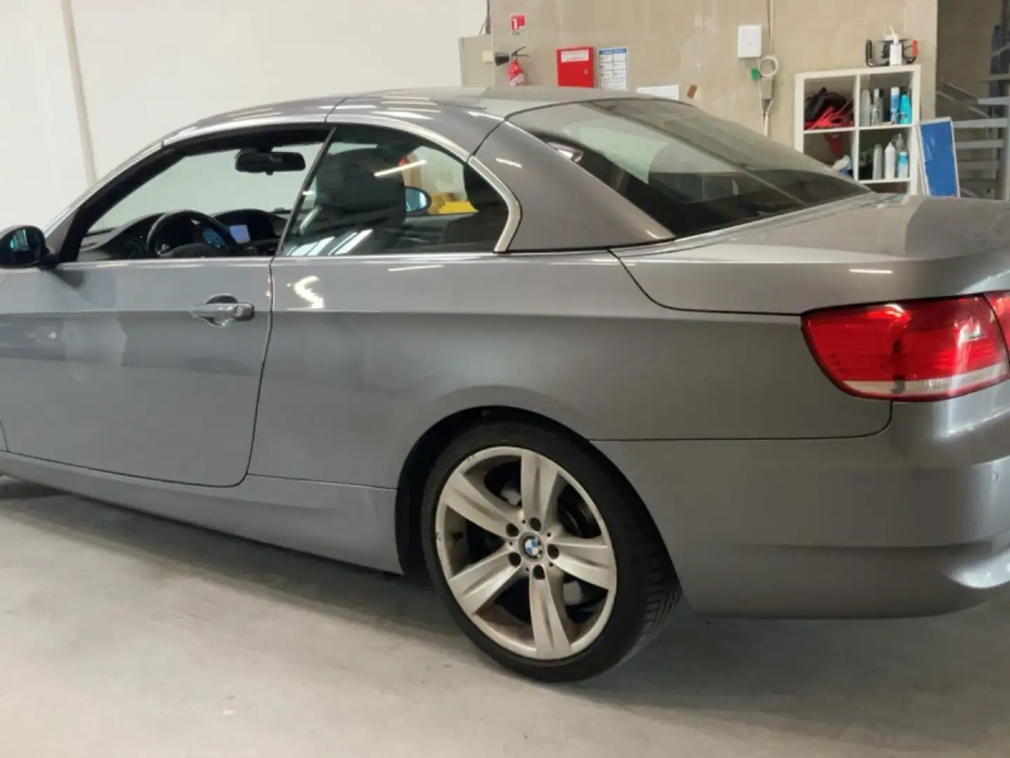 BMW 335 (E93) 335IA 306CH LUXE Gris - 2