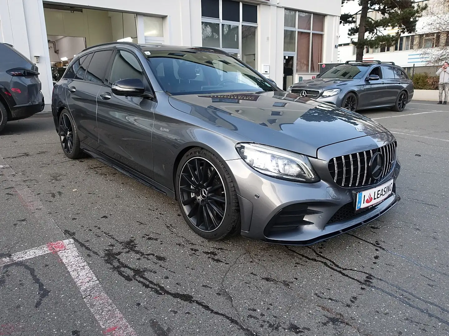 Mercedes-Benz C 43 AMG 4MATIC Aut. "Top Ausstattung" Grau - 2