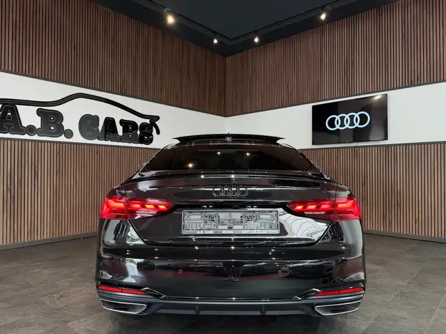 Audi A5 view 5