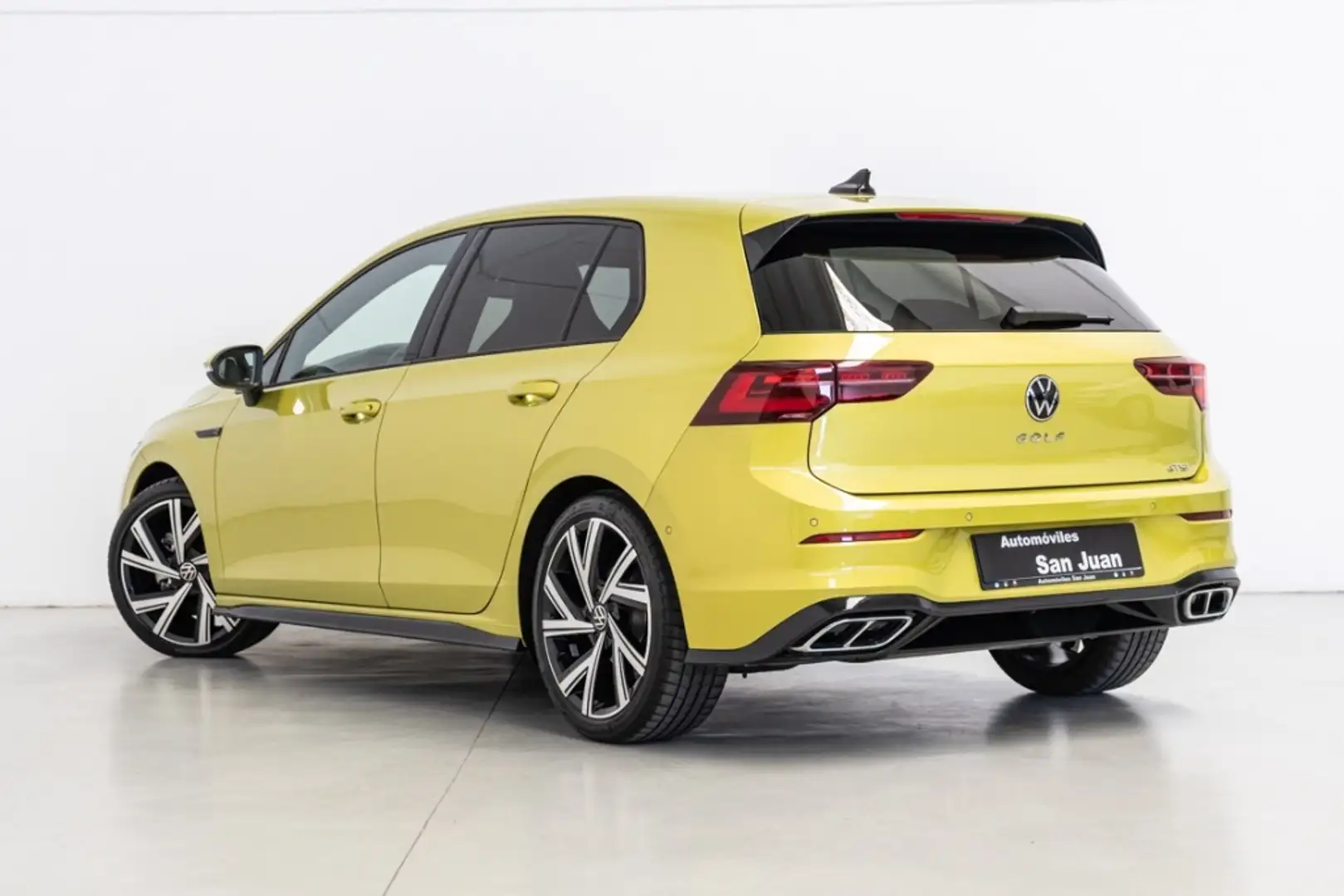 Volkswagen Golf 1.5 eTSI R-Line DSG 110kW Giallo - 2