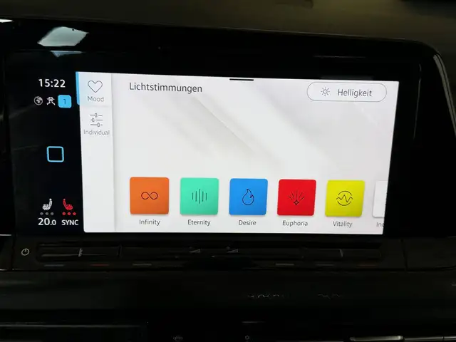 Volkswagen Golf view 22